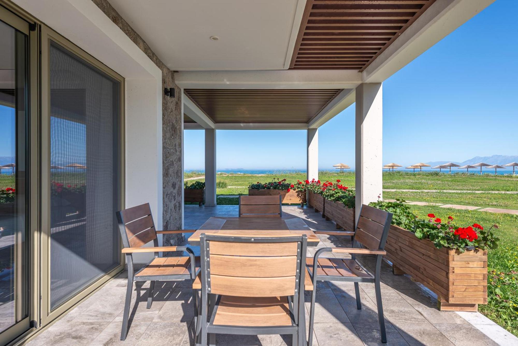 Thalassa Suites Almiros Beach Bagian luar foto