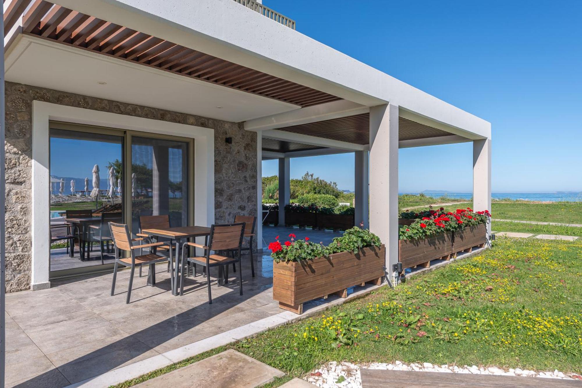 Thalassa Suites Almiros Beach Bagian luar foto
