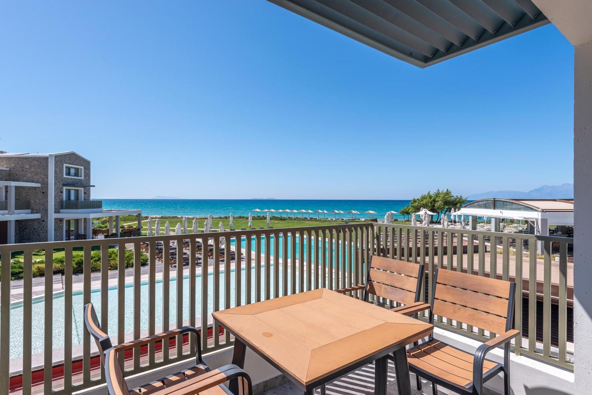 Thalassa Suites Almiros Beach Bagian luar foto