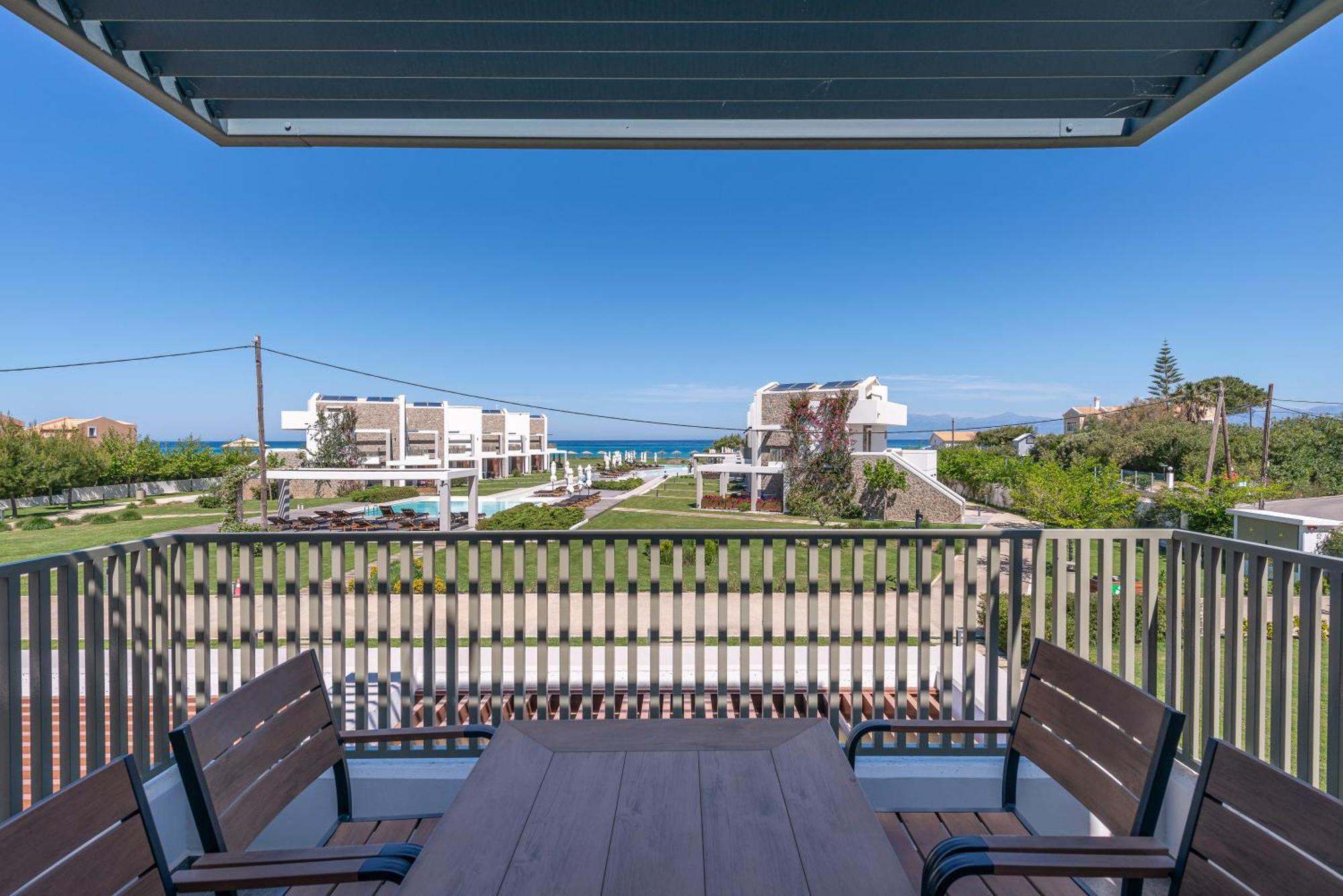 Thalassa Suites Almiros Beach Bagian luar foto