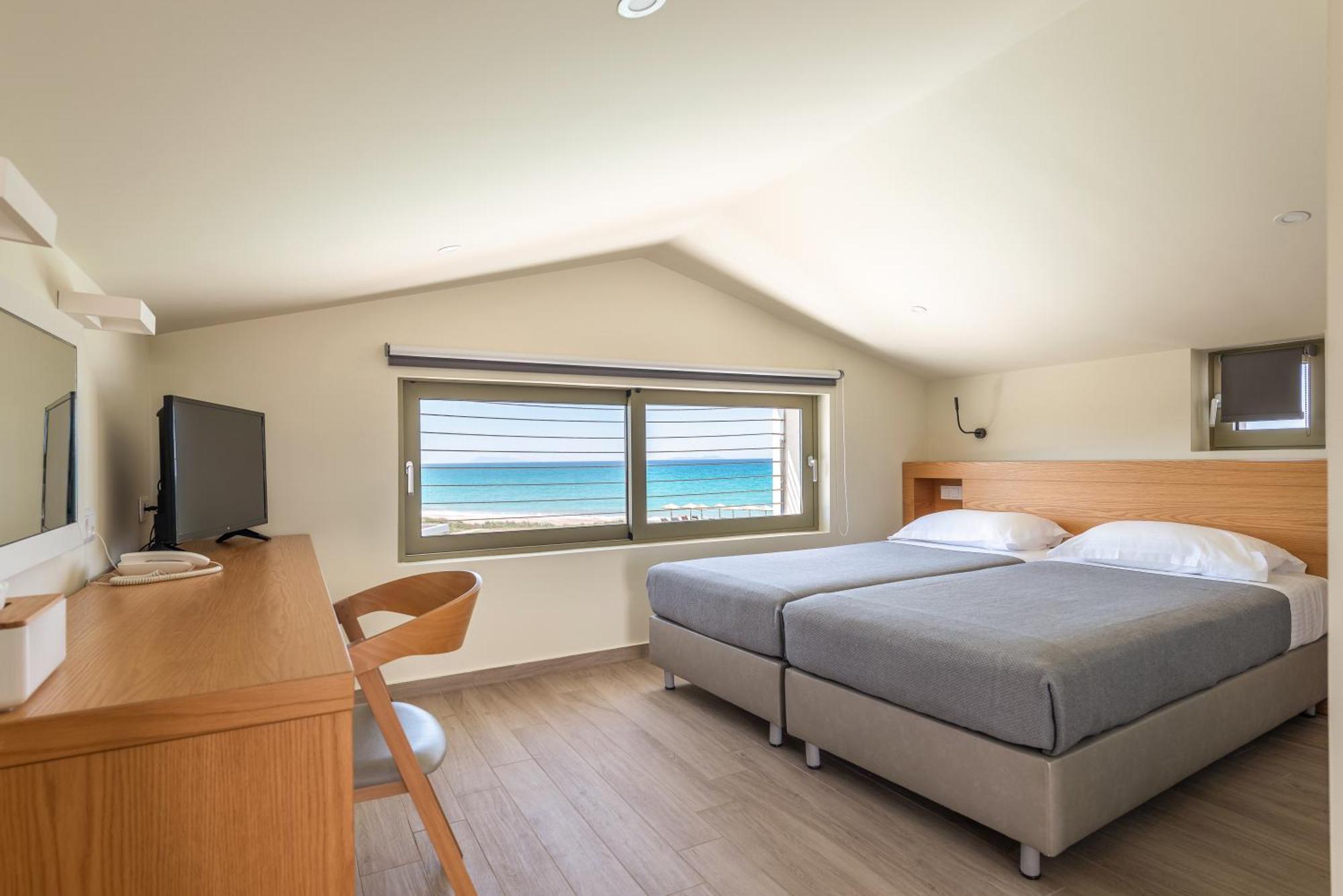 Thalassa Suites Almiros Beach Bagian luar foto