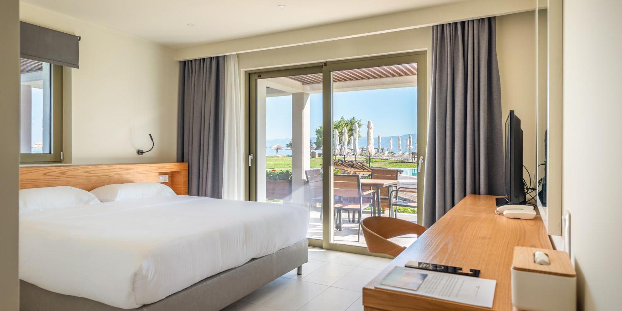 Thalassa Suites Almiros Beach Bagian luar foto