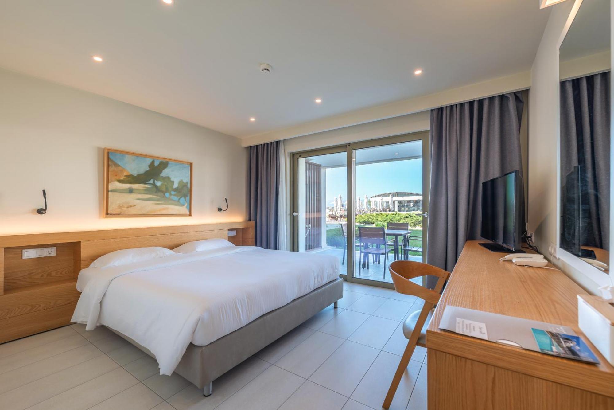 Thalassa Suites Almiros Beach Bagian luar foto