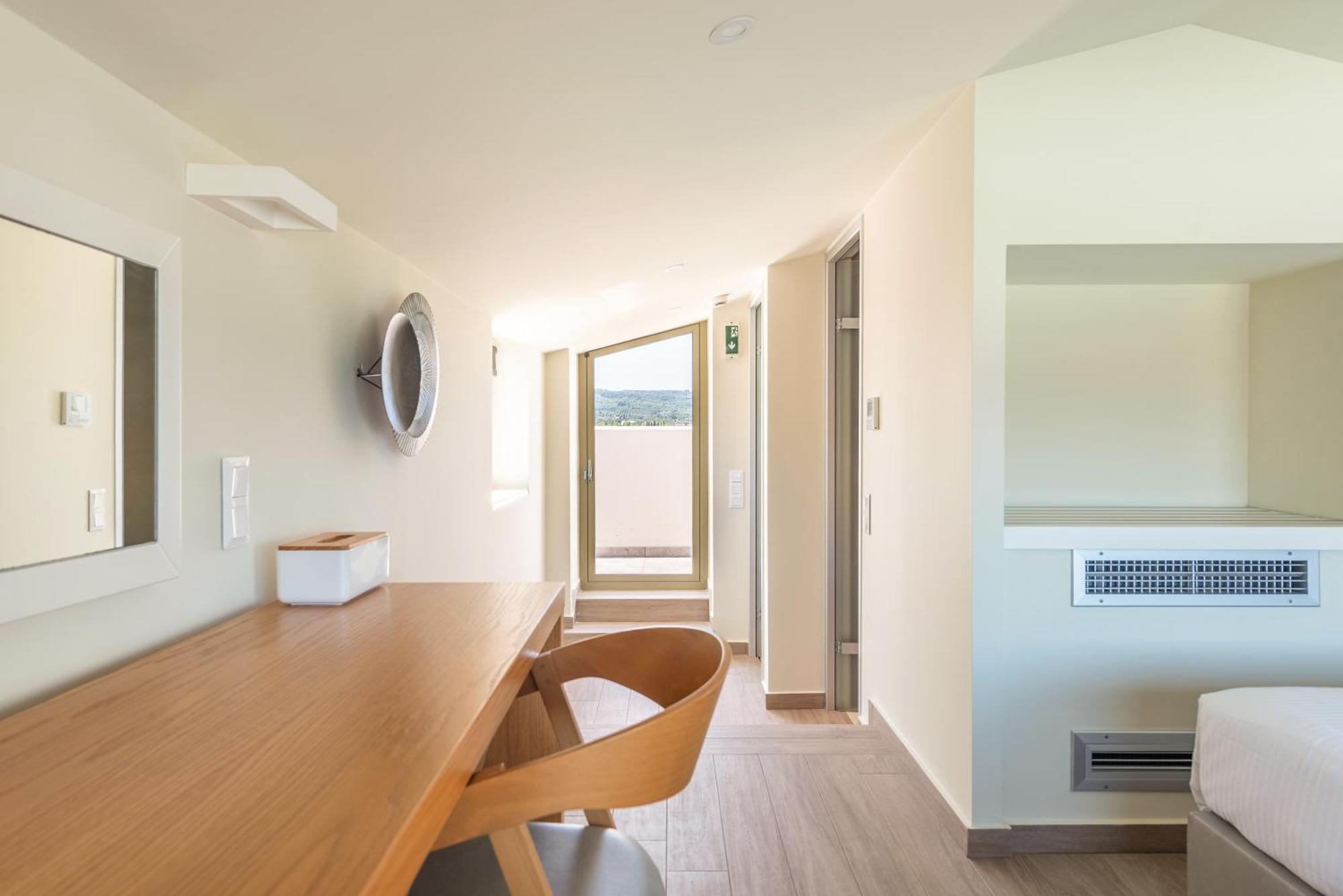 Thalassa Suites Almiros Beach Bagian luar foto